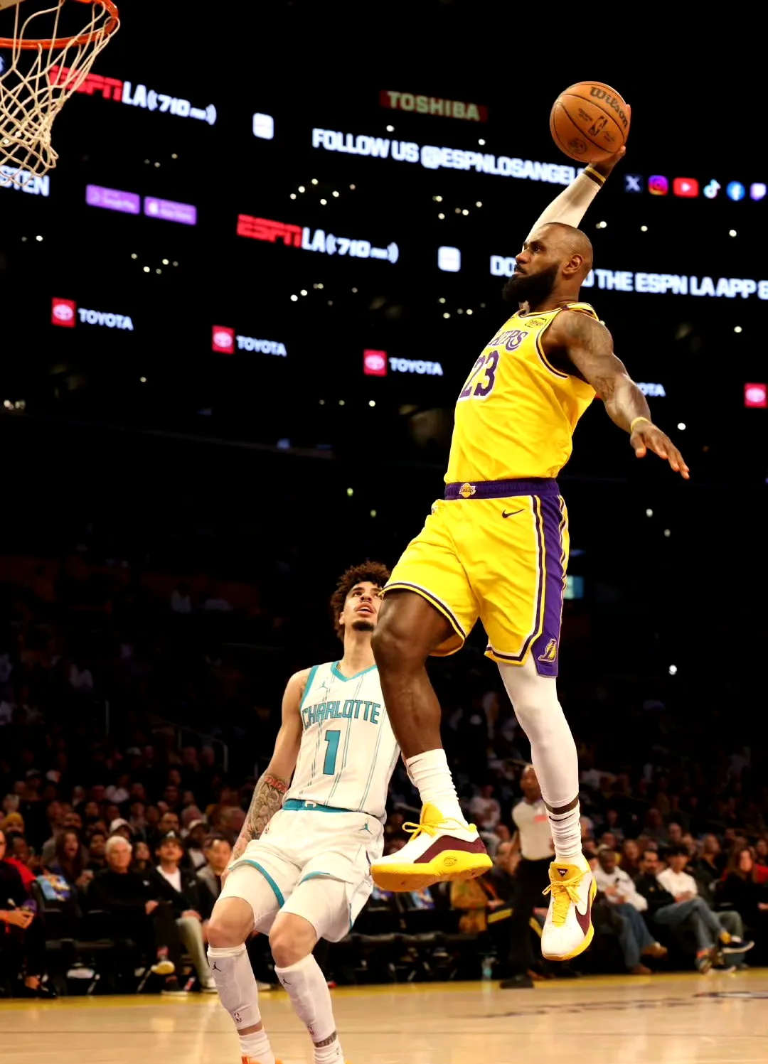 今晚洛杉矶湖人迎来里程碑:中超节点到来,媒体盛赞,赛程密集仍需轮换的简单介绍 今晚洛杉矶湖人迎来里程碑:中超节点到来,媒体盛赞,赛程密集仍需轮换的简单介绍