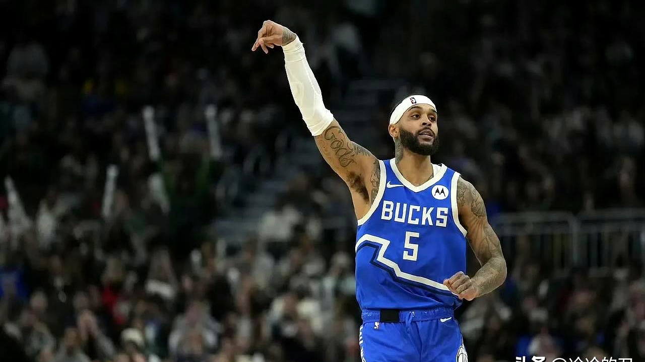 包含转折点休斯敦火箭绝杀压哨，中超冲刺阶段攻防权衡，震撼外界，年轻球员得到机会的词条