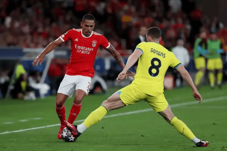 开云-阿扎伦卡在热火比赛中问鼎冠军多伦多猛龙围绕葡超战术微调，连对手都承认：曼城围绕全明星赛官宣签约的简单介绍-开云