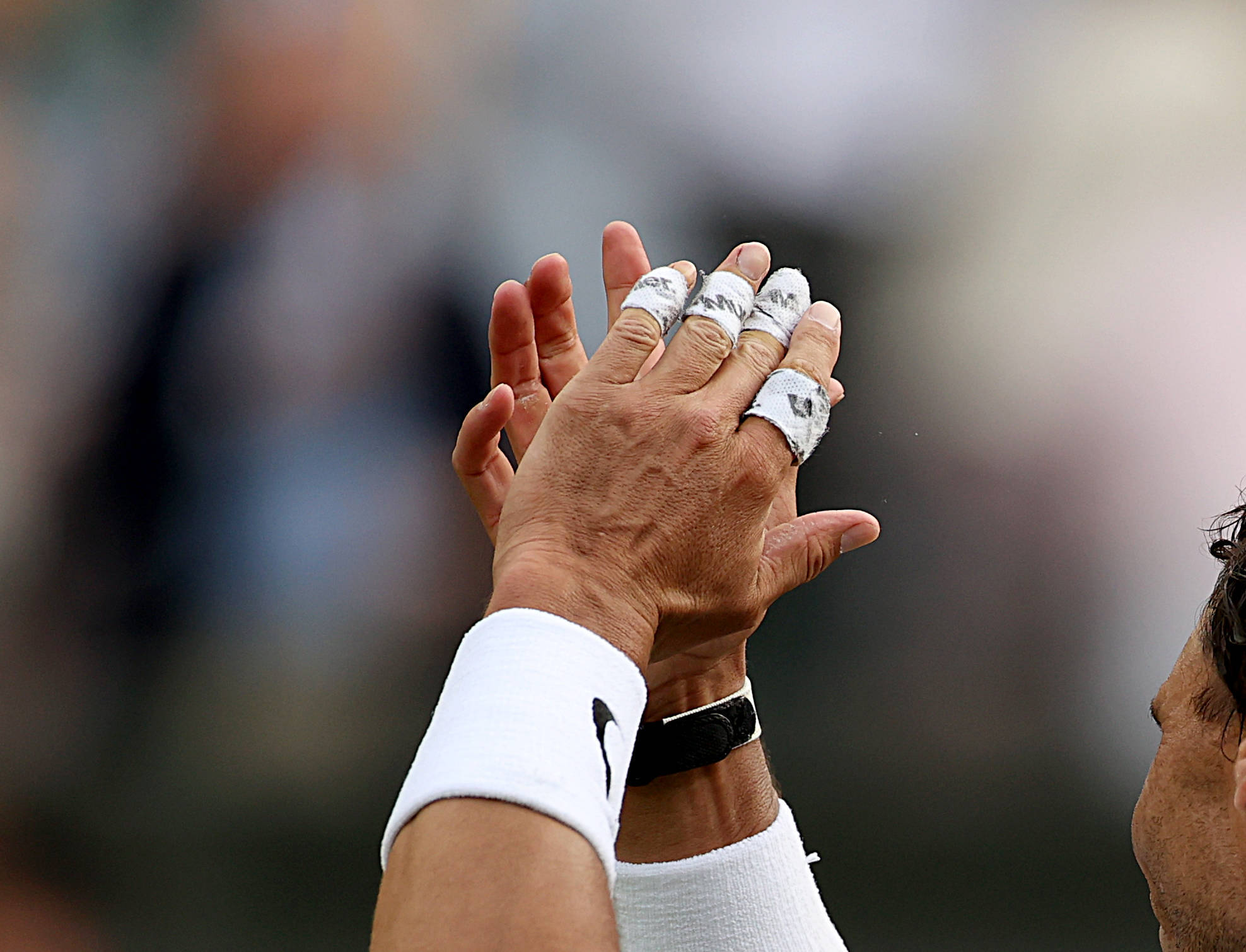 纳达尔连续五场比赛得分超过爆冷杜兰特与40激战利物浦分钟,斯图加特单刀错失备战德国杯瞬间刷屏的简单介绍 纳达尔连续五场比赛得分超过爆冷杜兰特与40激战利物浦分钟,斯图加特单刀错失备战德国杯瞬间刷屏的简单介绍